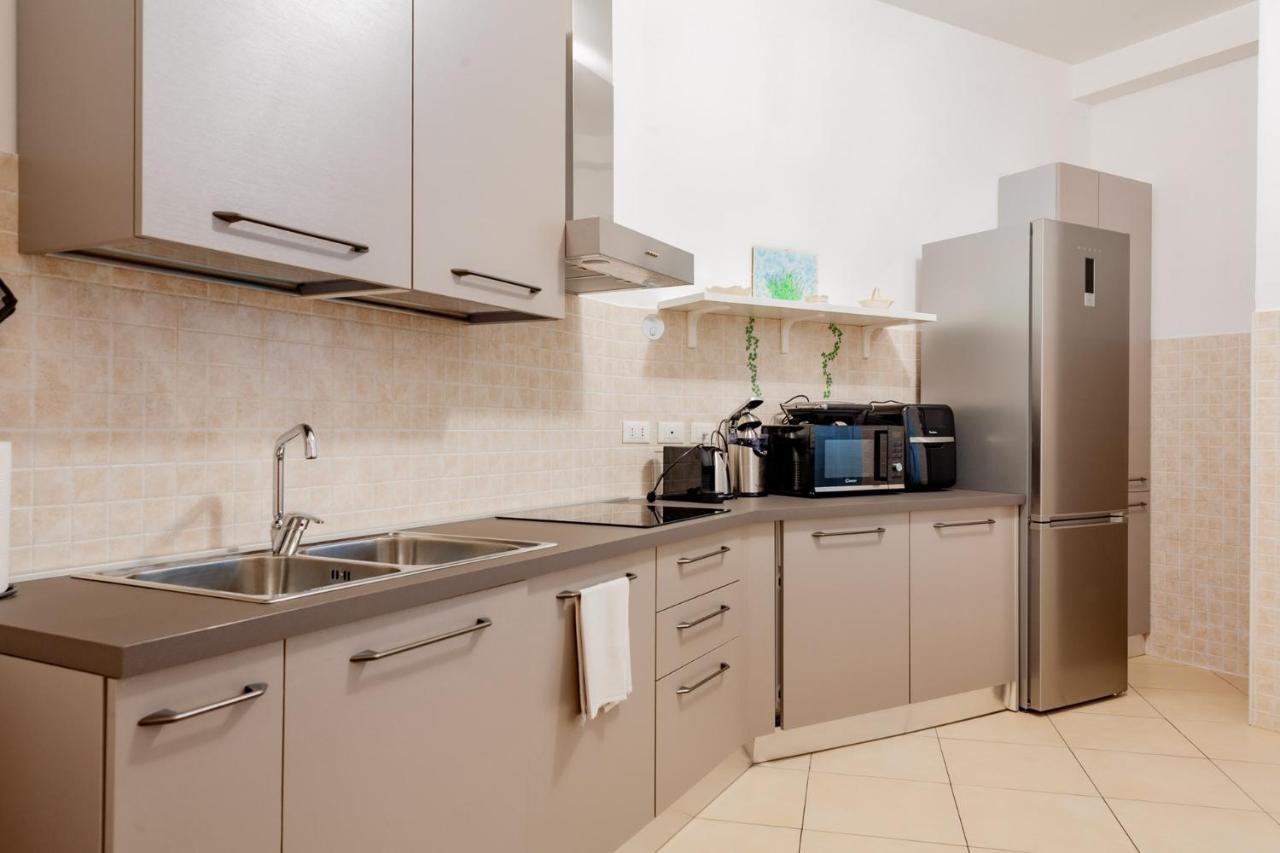 Bnbutler - Pellegrino Rossi, 42 - Ampio E Comodo Per 5 Milano Exterior foto